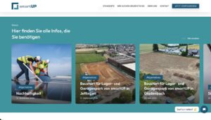 Bildschirmfoto einer Webseite mit Informationen zu Lagen und Grundstücken, inklusive Bildern von Landschaften und Bauprojekten.