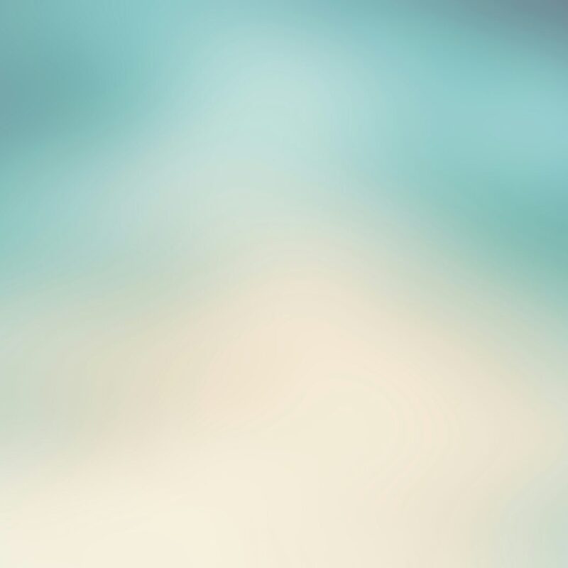 Unschärfe mit sanften Farbtönen in Blau und Beige, ideal für Hintergründe oder kreative Designs.