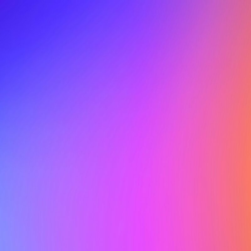 Farbverlauf von Blau über Lila und Pink bis Orange, ideal für Hintergründe oder visuelle Designs.
